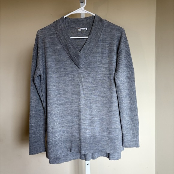 Smartwool Women's Akamina Knitted Sweater V-Neck Pullover Merino Wool Gray Sz M‎ - Picture 1 of 6